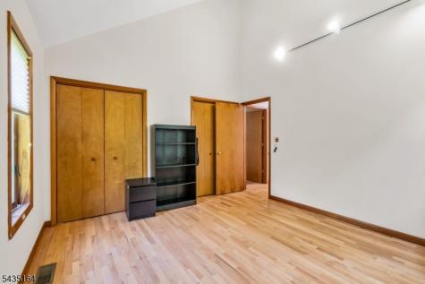 20 Heather Lane Bernards NJ 07920
