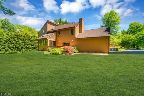 20 Heather Lane Bernards NJ 07920