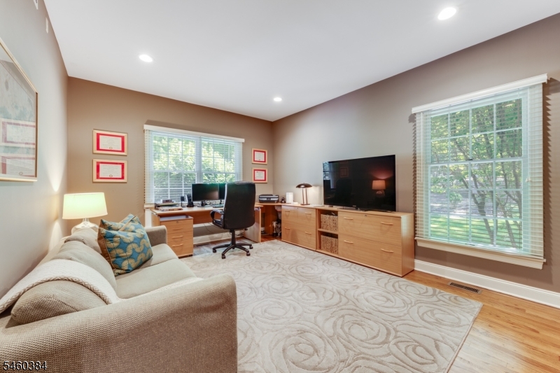 16 Trinity Place Warren NJ 07059