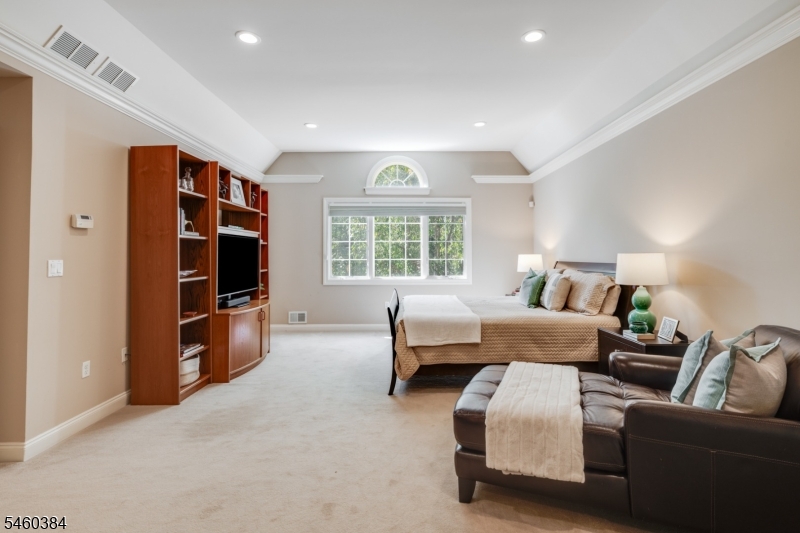 16 Trinity Place Warren NJ 07059