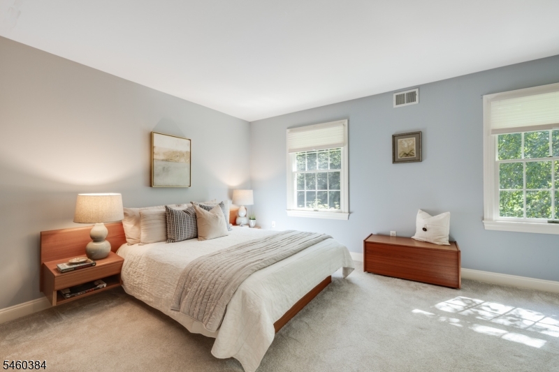 16 Trinity Place Warren NJ 07059