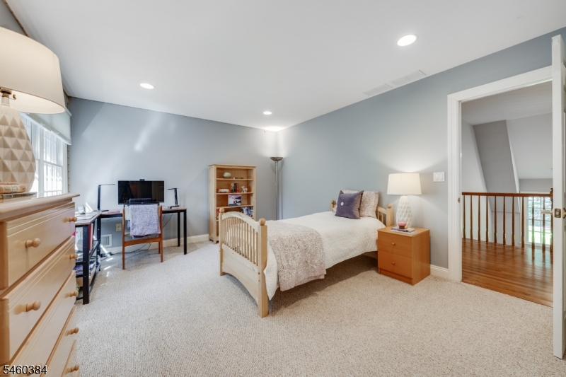 16 Trinity Place Warren NJ 07059