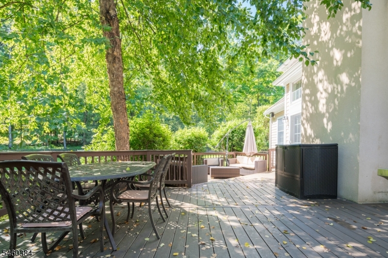 16 Trinity Place Warren NJ 07059