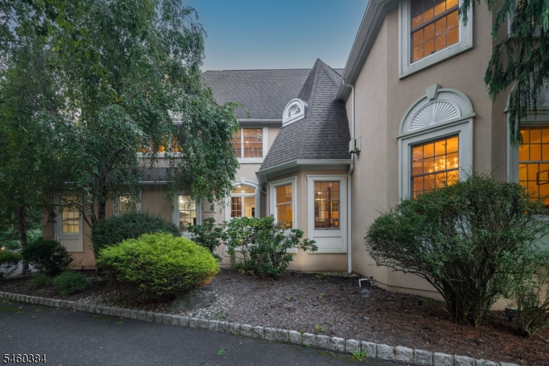 16 Trinity Place Warren NJ 07059