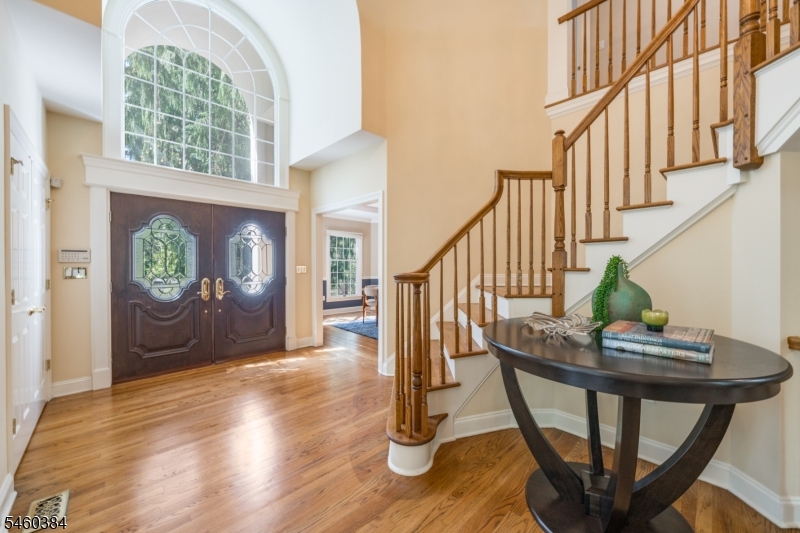 16 Trinity Place Warren NJ 07059