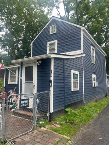 15 Fisk Street Belvidere NJ 07823