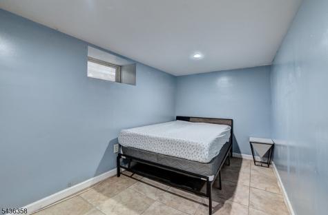64 Norwood Street Newark NJ 07106