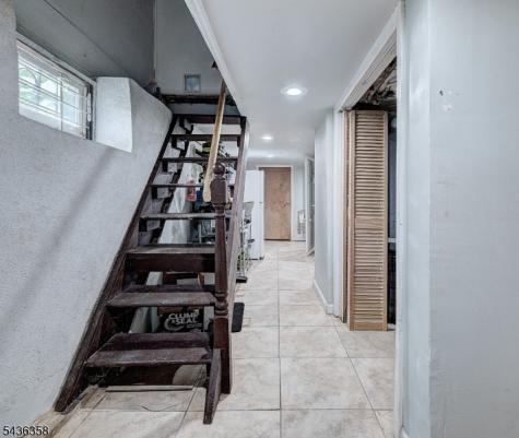 64 Norwood Street Newark NJ 07106