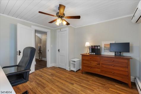 427 Willow Avenue Roselle Park NJ 07204
