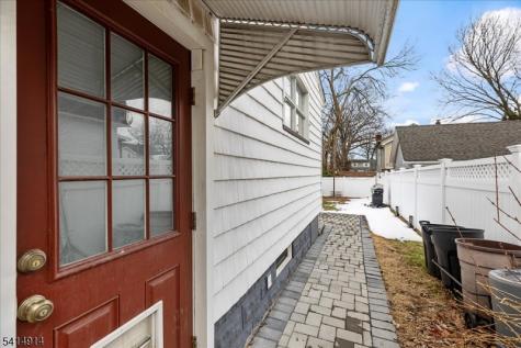 427 Willow Avenue Roselle Park NJ 07204