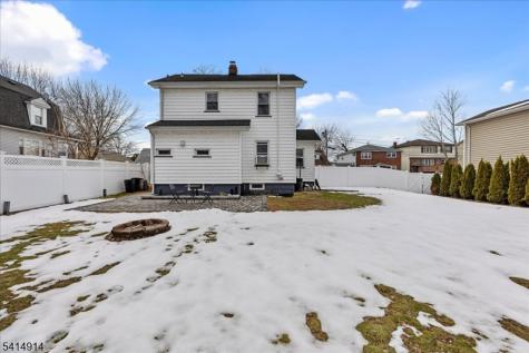 427 Willow Avenue Roselle Park NJ 07204