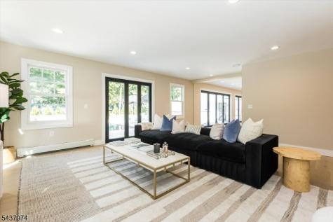 150 Ridgewood Avenue Glen Ridge Boro NJ 07028