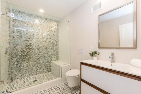 150 Ridgewood Avenue Glen Ridge Boro NJ 07028