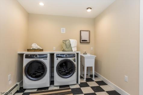 150 Ridgewood Avenue Glen Ridge Boro NJ 07028