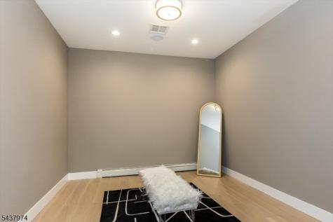 150 Ridgewood Avenue Glen Ridge Boro NJ 07028