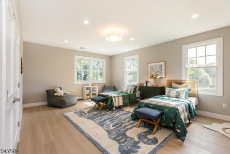 150 Ridgewood Avenue Glen Ridge Boro NJ 07028