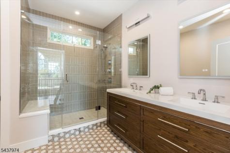 150 Ridgewood Avenue Glen Ridge Boro NJ 07028