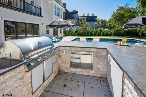 150 Ridgewood Avenue Glen Ridge Boro NJ 07028