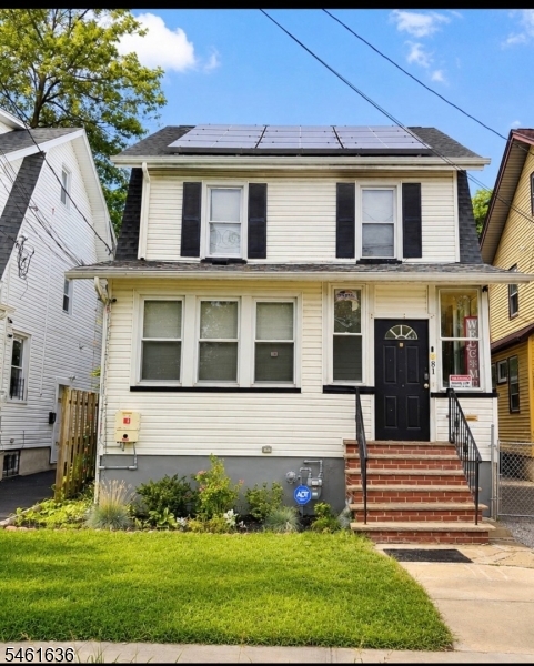 81 Delmar Place Irvington NJ 07111