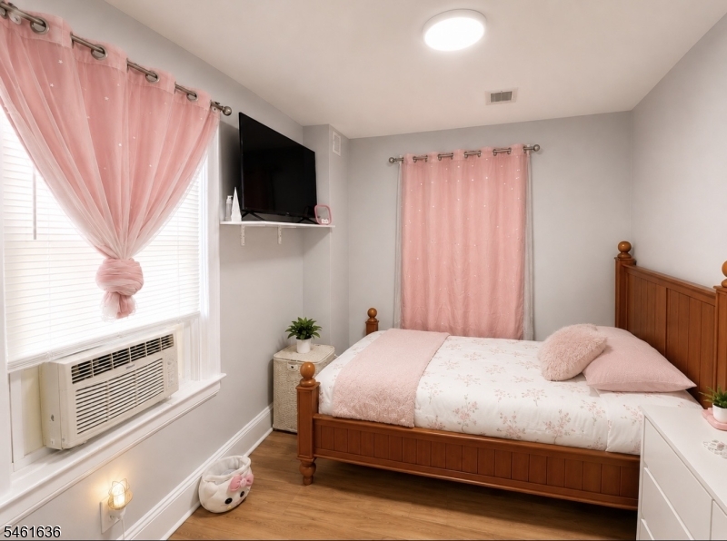 81 Delmar Place Irvington NJ 07111