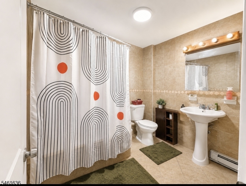 81 Delmar Place Irvington NJ 07111