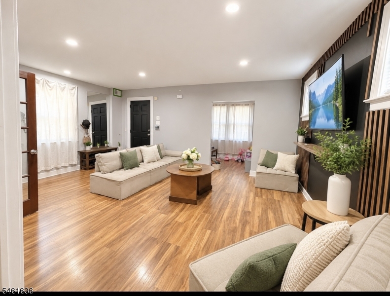 81 Delmar Place Irvington NJ 07111