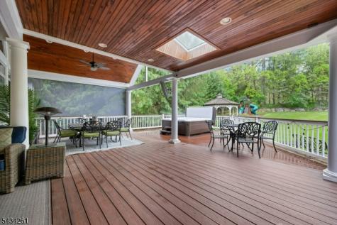 5 Coe Farm Road Mendham NJ 07945