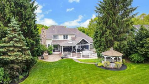5 Coe Farm Road Mendham NJ 07945