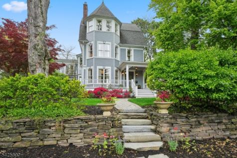 378 Park Street Montclair NJ 07043