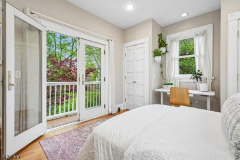 378 Park Street Montclair NJ 07043