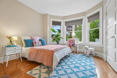 378 Park Street Montclair NJ 07043