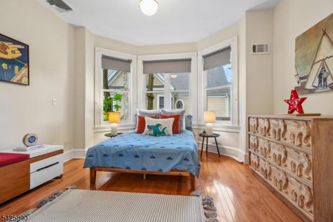 378 Park Street Montclair NJ 07043