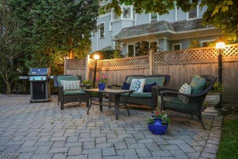 378 Park Street Montclair NJ 07043