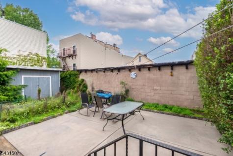 520 26TH Street Union NJ 07087