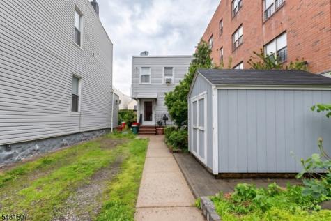 520 26TH Street Union NJ 07087