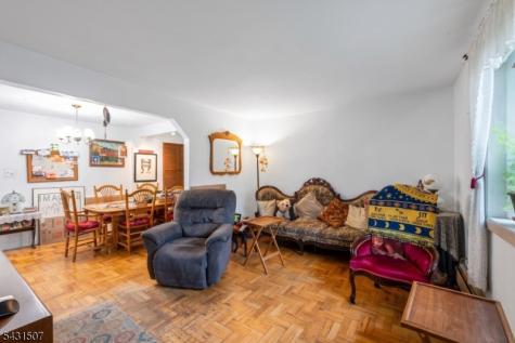 520 26TH Street Union NJ 07087