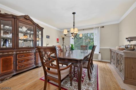 6 Chaucer Drive Clinton NJ 08801