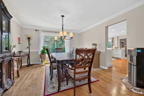 6 Chaucer Drive Clinton NJ 08801