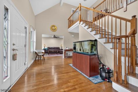 6 Chaucer Drive Clinton NJ 08801