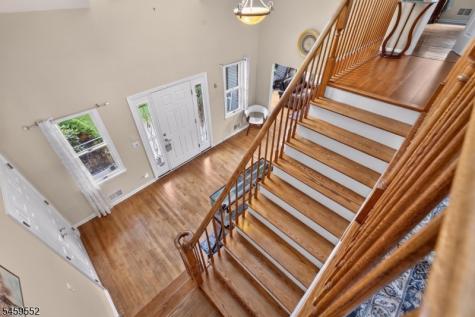 6 Chaucer Drive Clinton NJ 08801