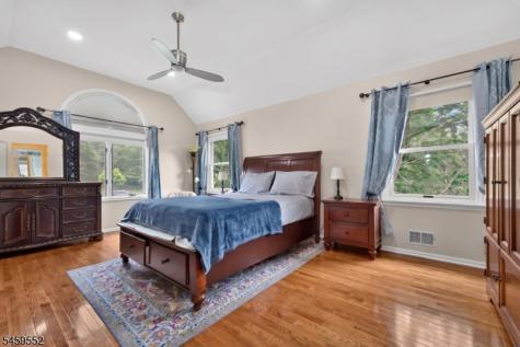 6 Chaucer Drive Clinton NJ 08801