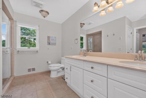 6 Chaucer Drive Clinton NJ 08801