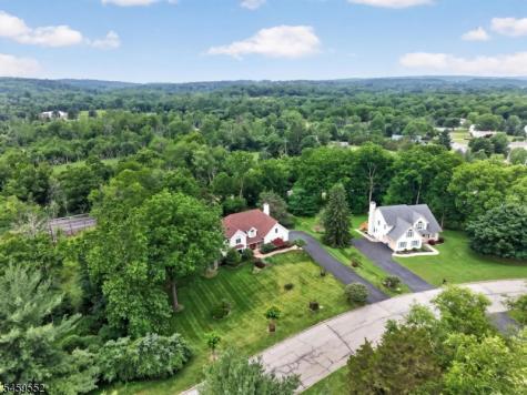 6 Chaucer Drive Clinton NJ 08801