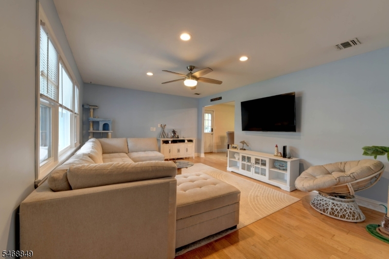 66 De Hart Street Lincoln Park NJ 07035
