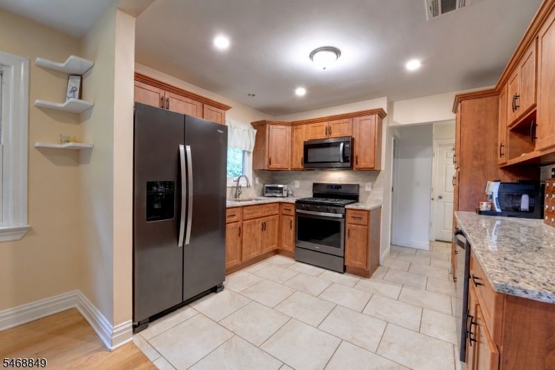 66 De Hart Street Lincoln Park NJ 07035