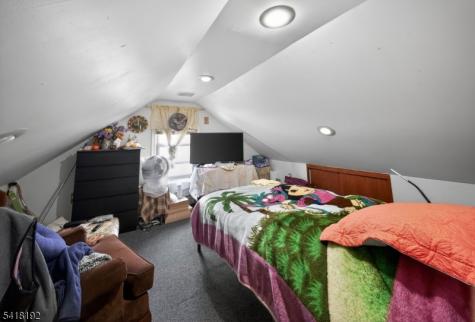78 Cleveland Street Belleville NJ 07109