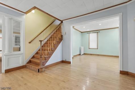 165 College Place South Orange Village NJ 07079