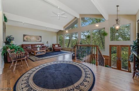 219 W Valley Brook Road Washington NJ 07830