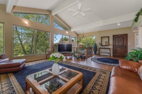 219 W Valley Brook Road Washington NJ 07830