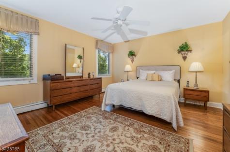 219 W Valley Brook Road Washington NJ 07830